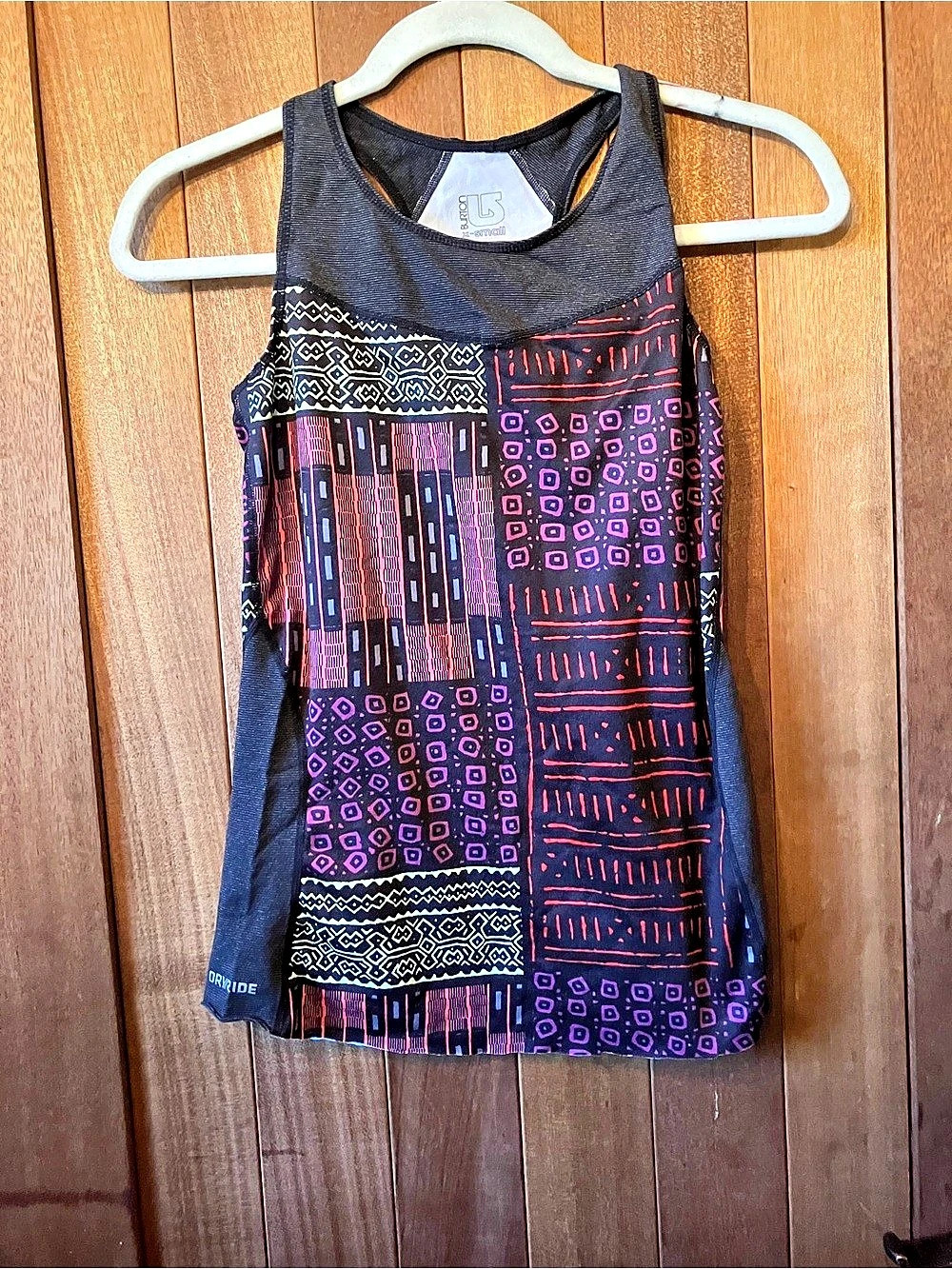 Dry ride Geometric Racerback Tank in Black & Purple Size XS Like New